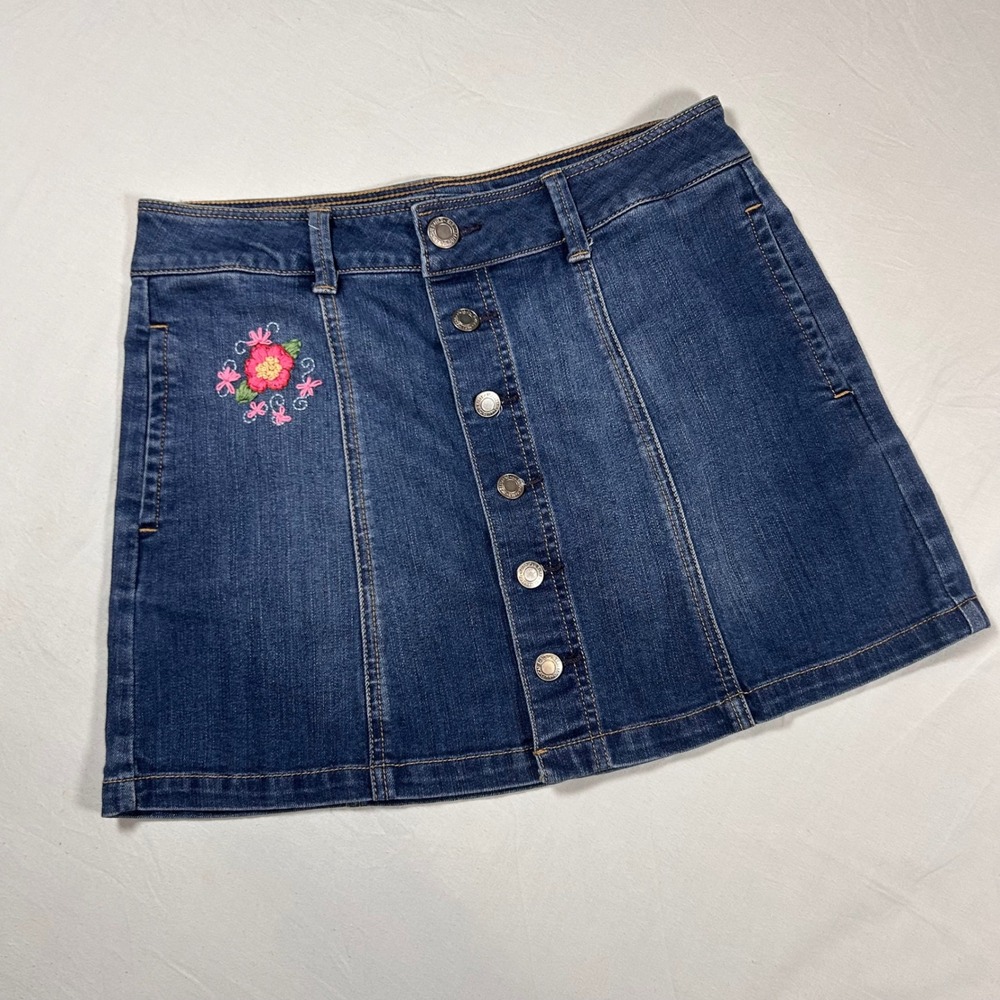 American Eagle Button Front Mini Skirt Floral Embroidery Small Denim Boho Retro